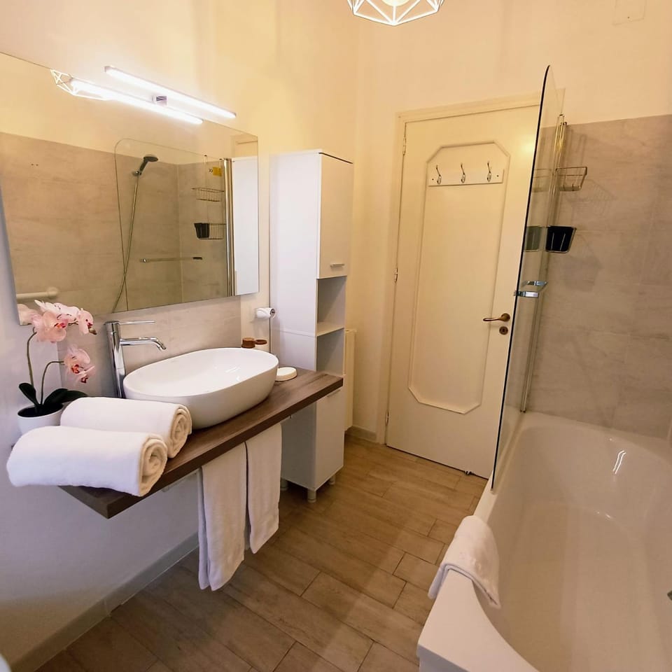 Be Home Politeama Apartment in Palermo