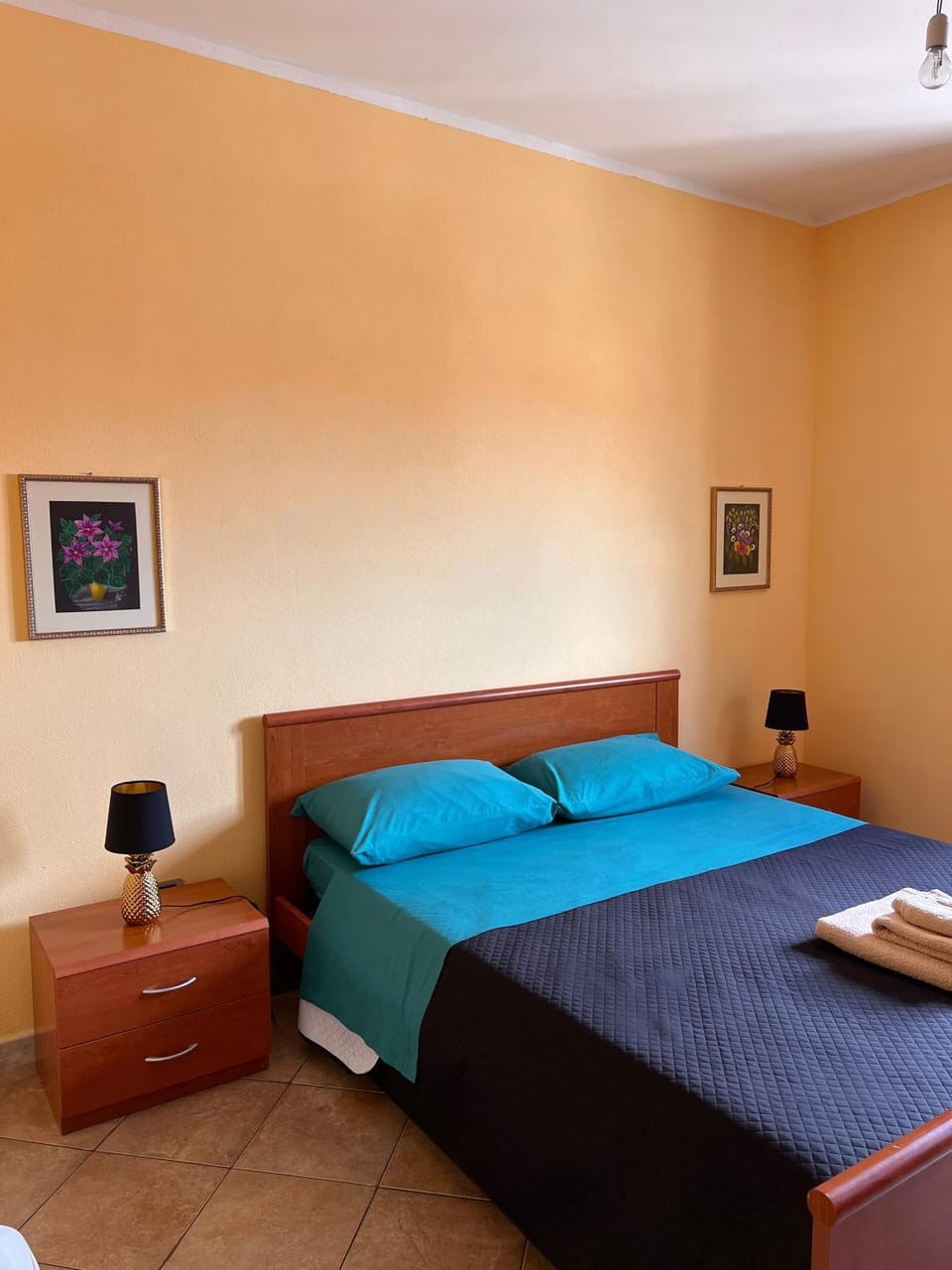 Living room, Bedroom