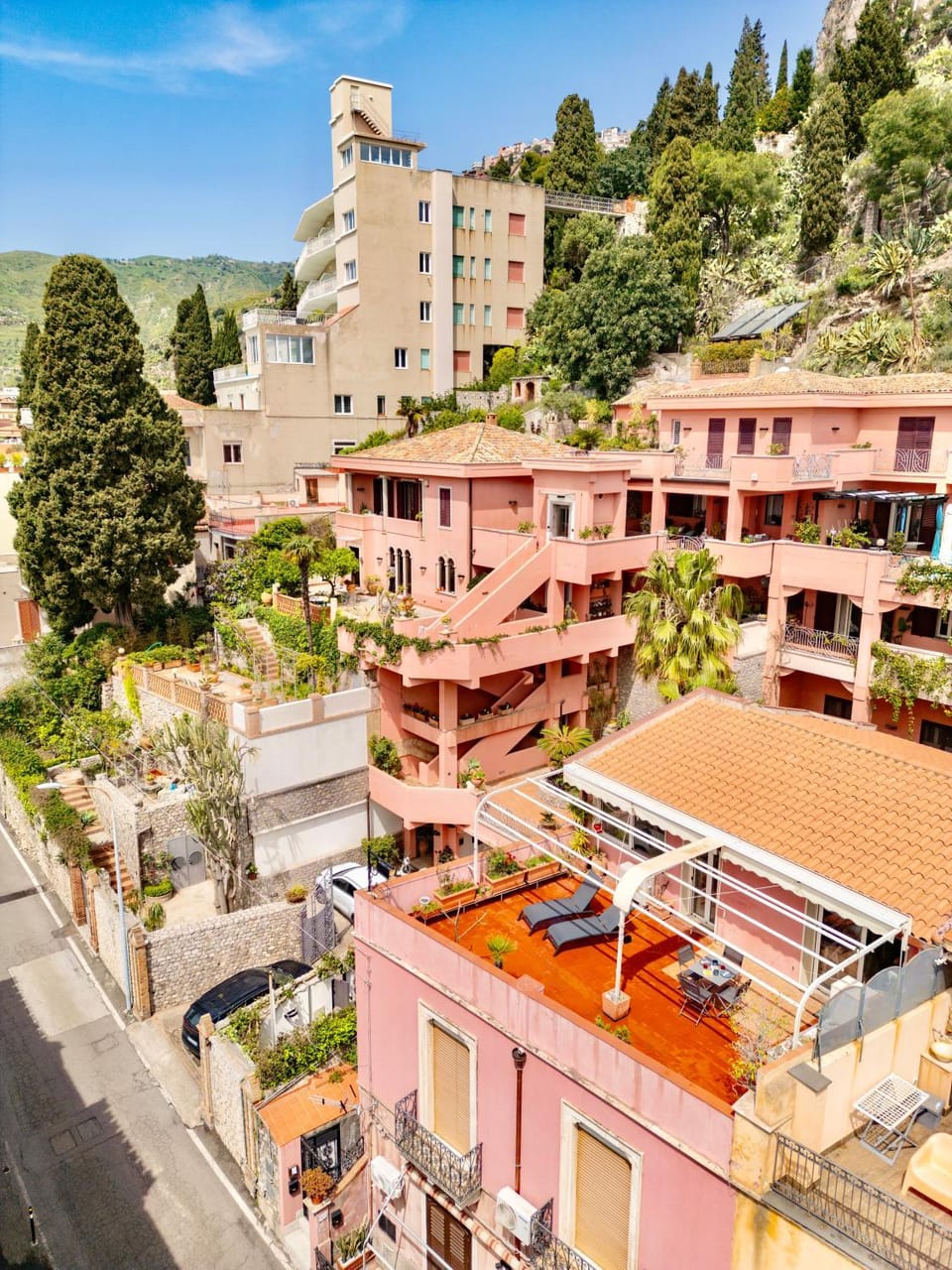Penthouse with Sea View Terrace in the Heart of Taormina Apartment in Taormina