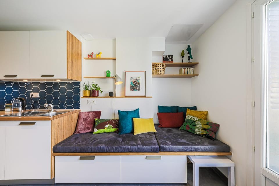 Le Smart & Cosy - Location possible du logement entier OU en coliving dans ce T5 de 80m2 - 4 chambres différentes et privatives - Jusqu'à 2 personnes par chambre et 8 pour le logement entier - Parking Gratuit - Wifi Fibre -Gare à 20 min Apartment in Grenoble