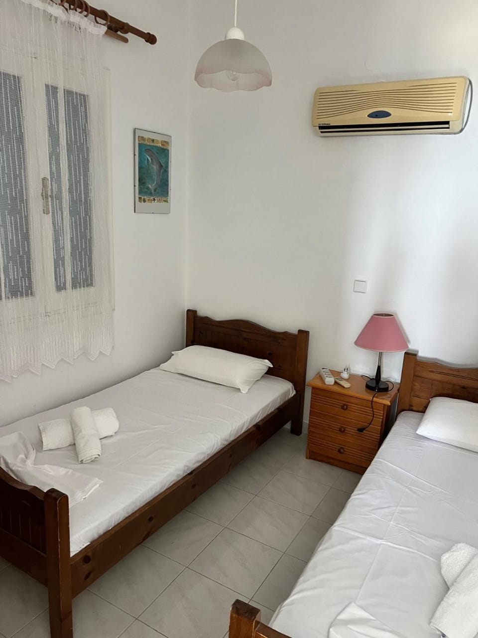 Bed, Photo of the whole room, Bedroom, towels, air conditioner