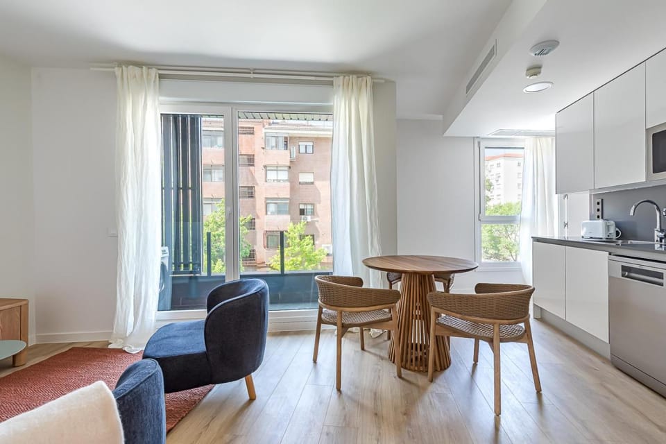 Kitchen or kitchenette, Living room, Dining area