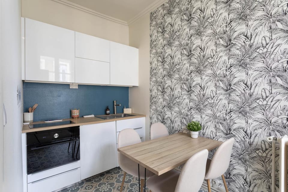 Kitchen or kitchenette, stove