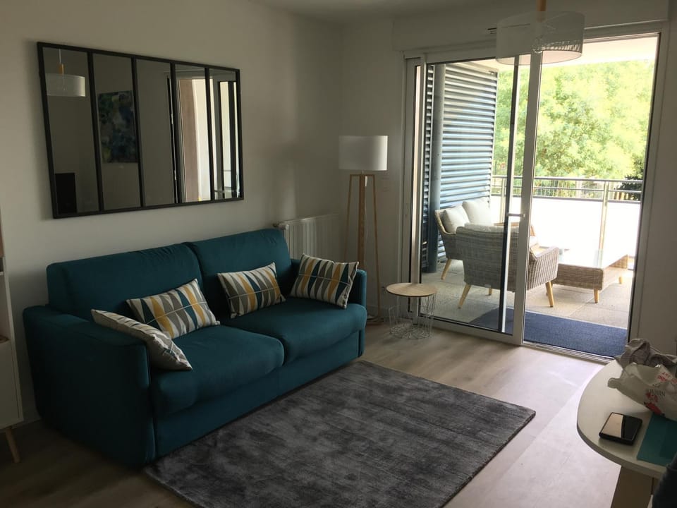 Appartement port du Crouesty avec terrasse et piscine Apartment in Arzon