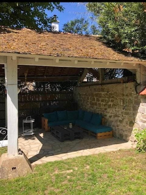 Patio, BBQ facilities, Garden