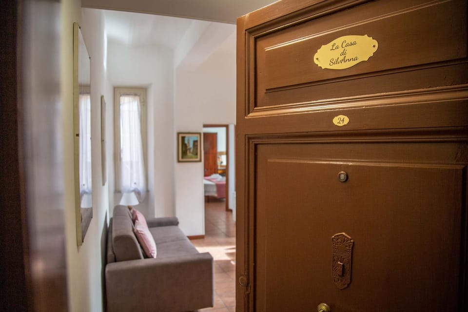 Facade/entrance, Living room