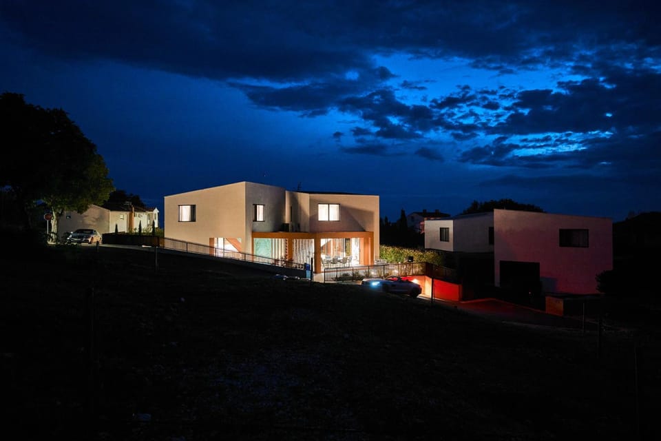 Property building, Night