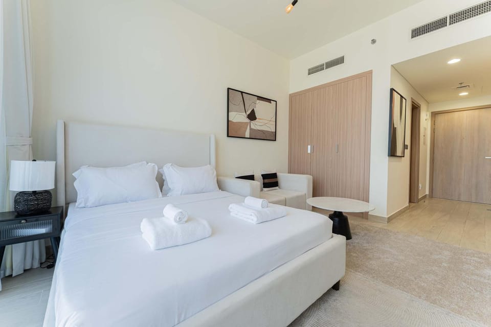 TRPS - Azizi Riviera 23, Al Meydan - Contemporary Studio in the Heart of Dubai Apartment in Dubai