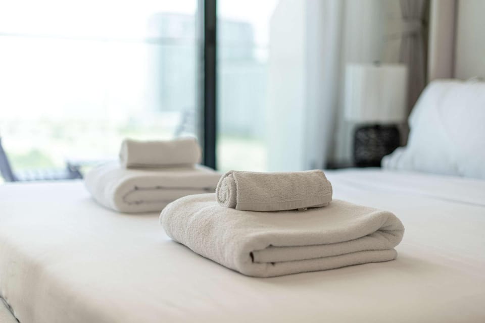 TRPS - Azizi Riviera 23, Al Meydan - Contemporary Studio in the Heart of Dubai Apartment in Dubai