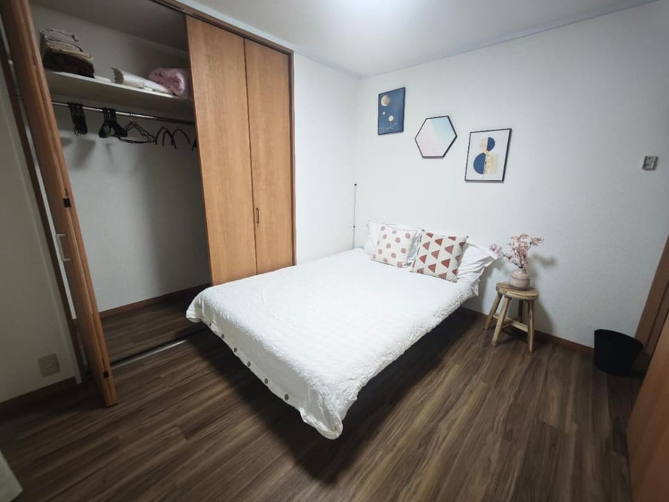 ZYZ Negishi鶯谷駅 TT0257 Apartment hotel in Chiba Prefecture