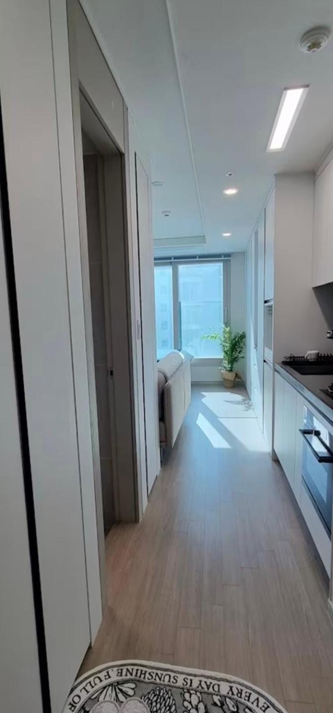 g HOUSE Apartment in Busan