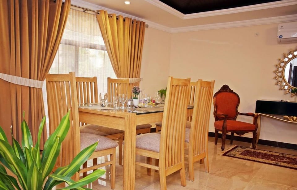 Rehman Suites Apartment in Lahore