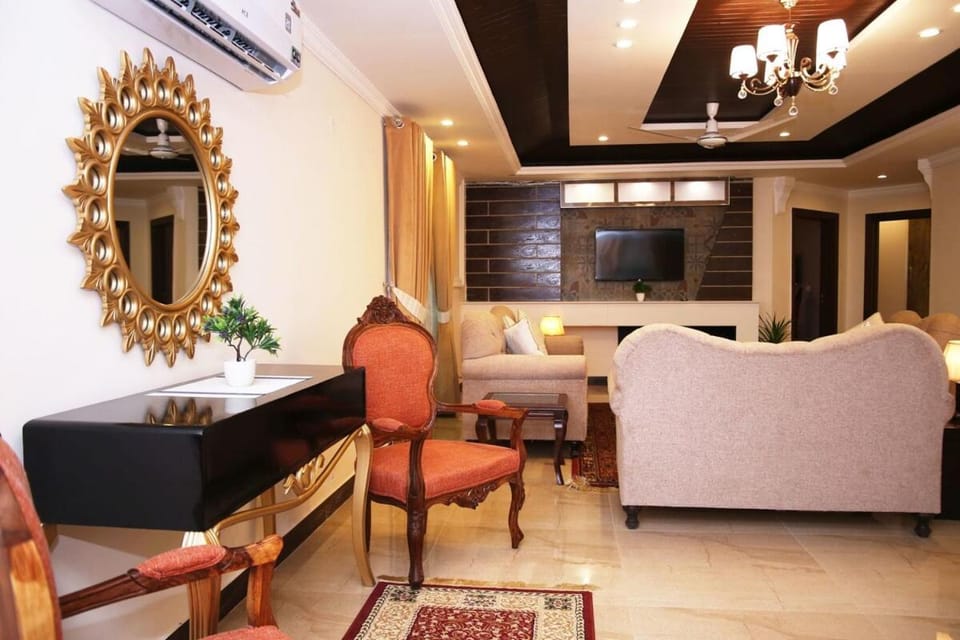 Rehman Suites Apartment in Lahore