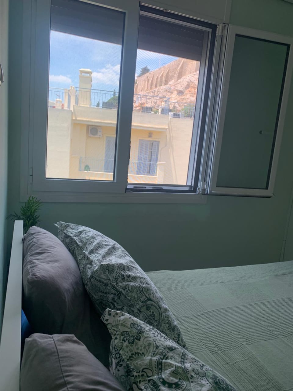 Cosy Plaka flat with view of Acropolis Parthenon Apartment in Plaka