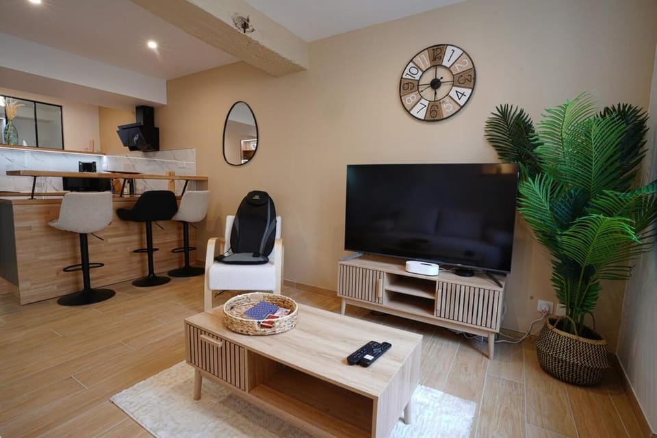 TV and multimedia, Living room