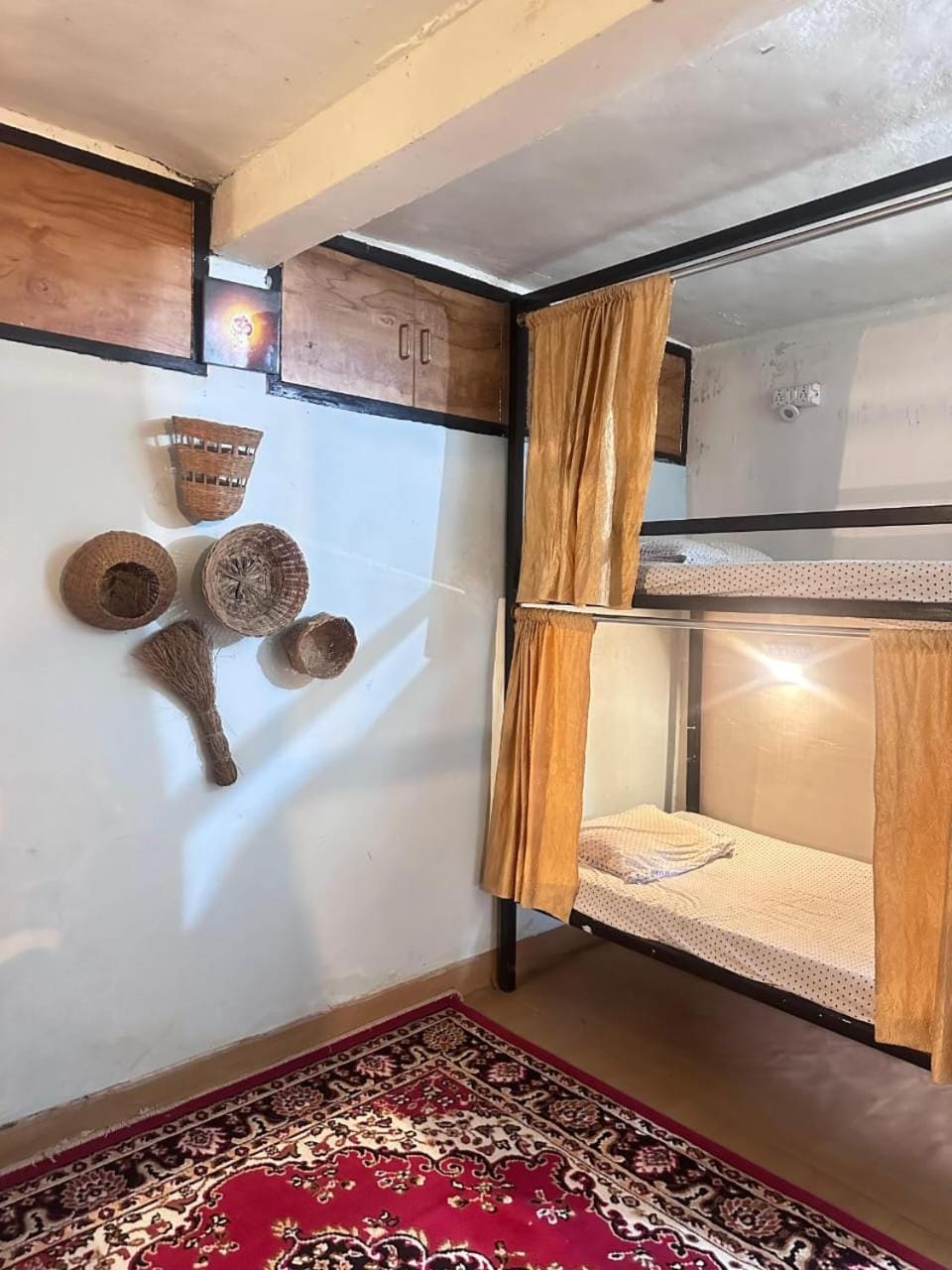 Bed, Bedroom, bunk bed, fireplace