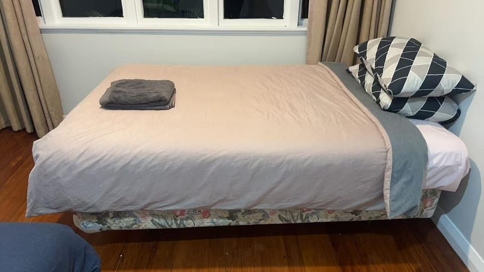 3 Bedroom House, 12 Phyllis St, Mt Albert, Auckland House in Auckland