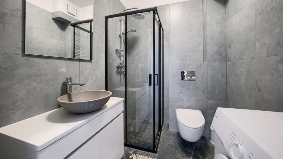 Shower, Bathroom