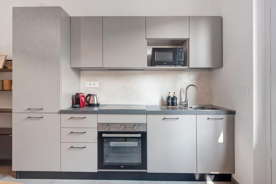 Kitchen or kitchenette, Living room