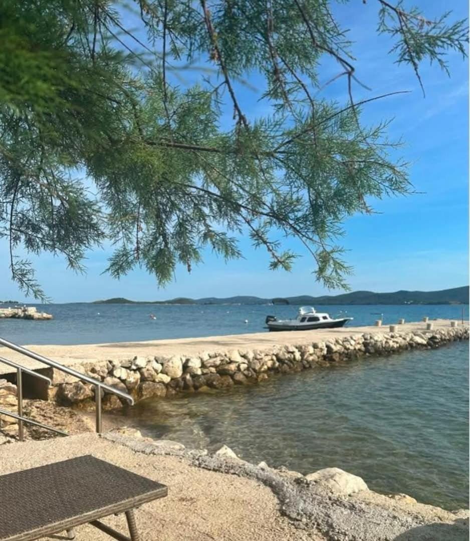 Rock Mobile Home Apartment in Zadar County