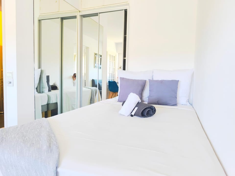 Quadruple bedroom apartment Apartment in Cannes
