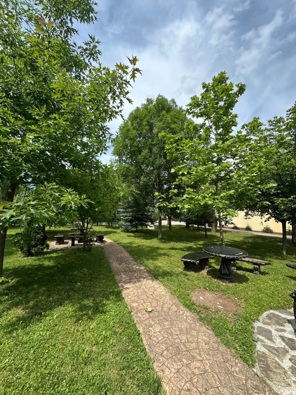 Complex Trans Bitum Bed and Breakfast in Cluj County