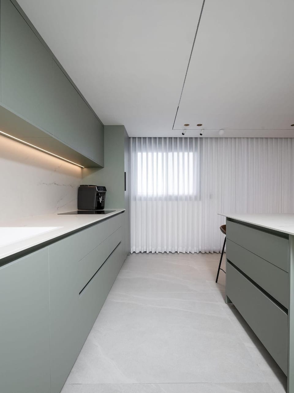 Kitchen or kitchenette, kitchen