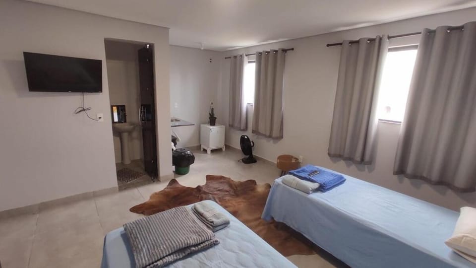 TV and multimedia, Photo of the whole room, Bedroom