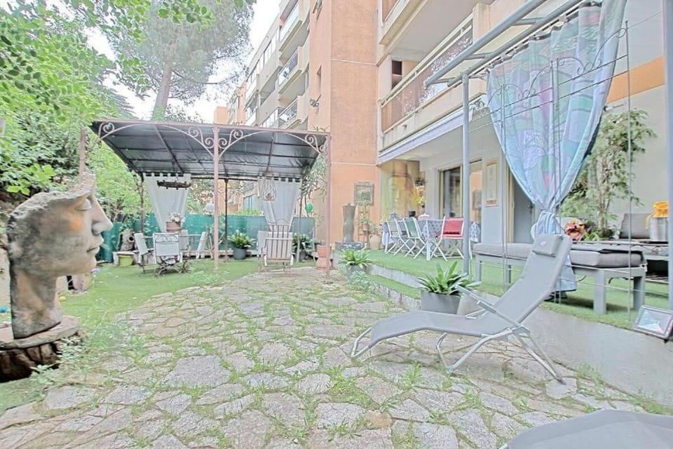 Appartement jardin proche des plages et du Suquet Apartment in Cannes