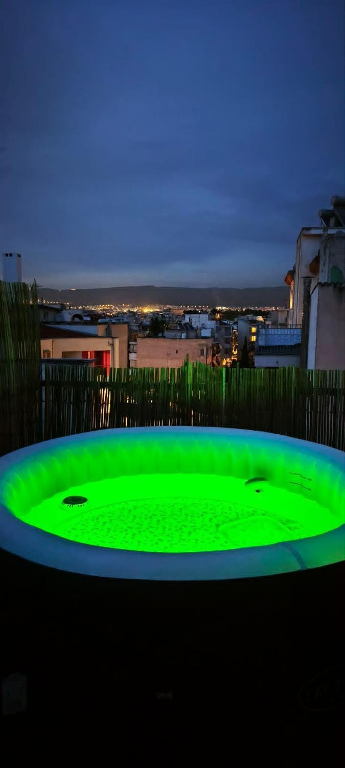 SkyCozy Balcony Apartment in Thessaloniki