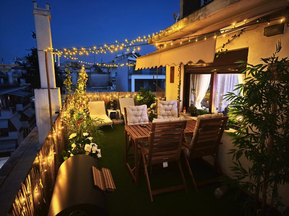 SkyCozy Balcony Apartment in Thessaloniki