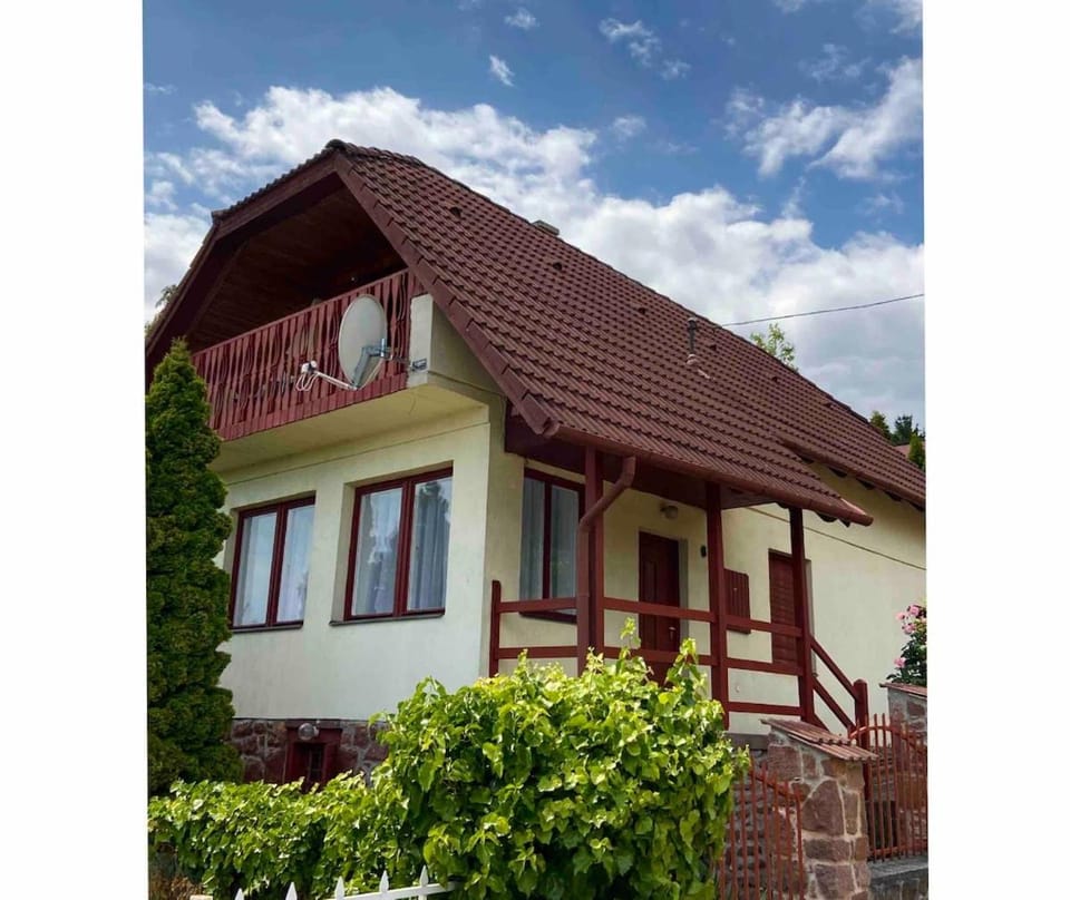 Weekend home with Lake Balaton panorama House in Hungary