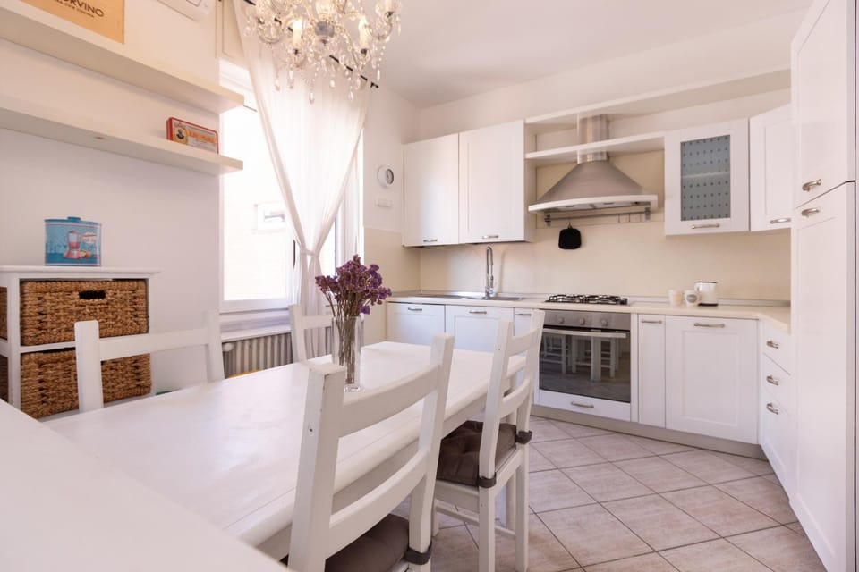 Kitchen or kitchenette, oven, stove