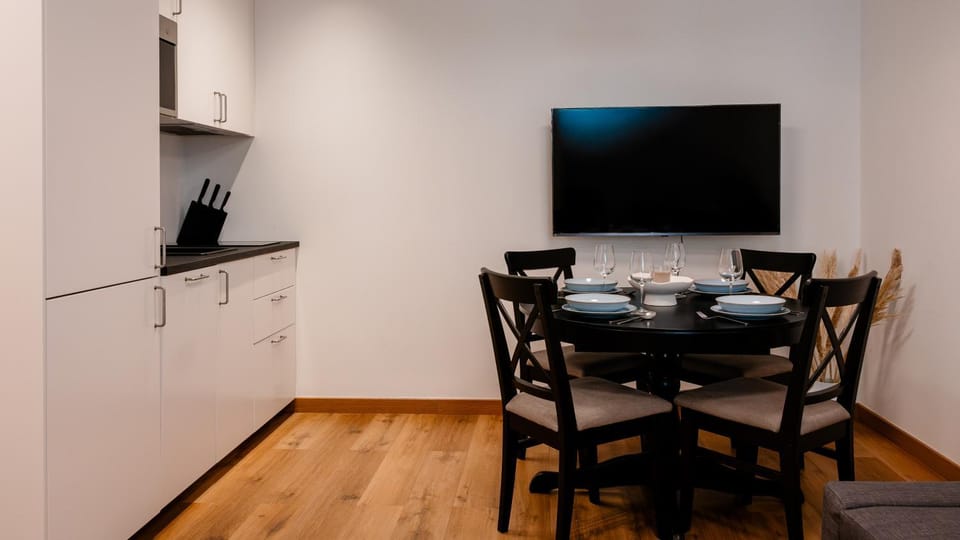 TV and multimedia, Kitchen or kitchenette