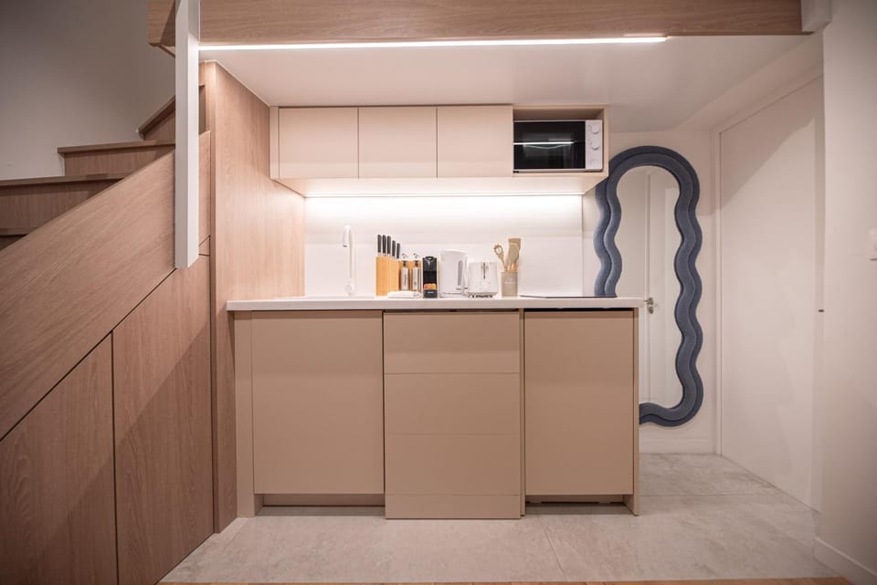 Kitchen or kitchenette