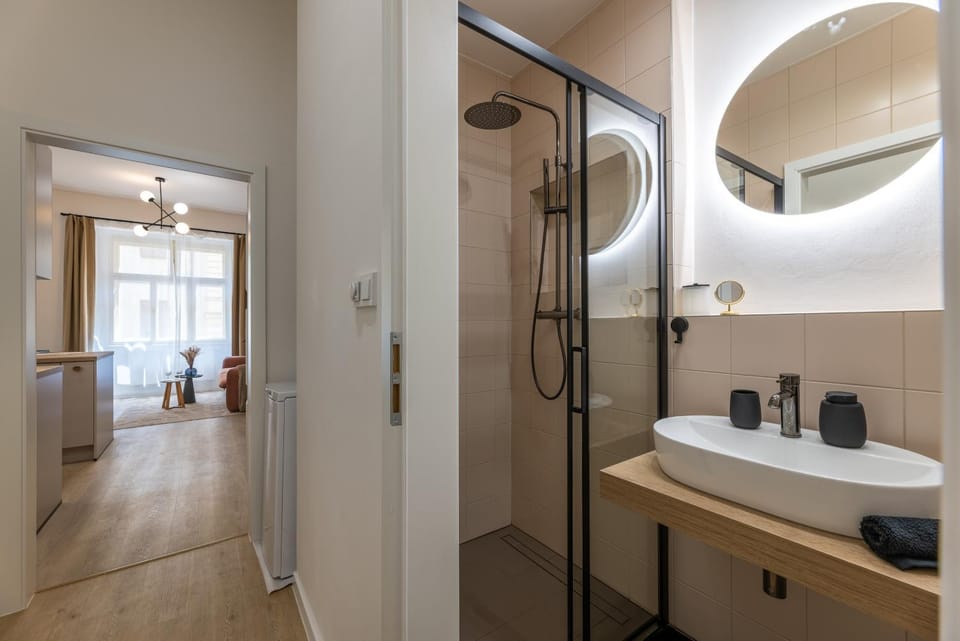 Chlumova Nest – Serene Studio Retreat Apartment in Prague