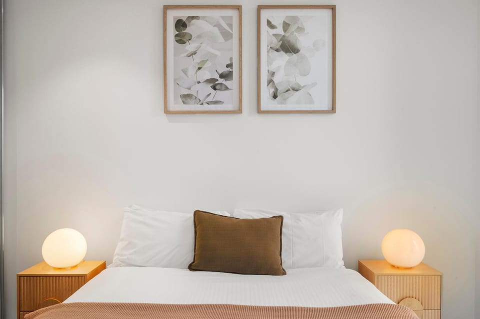 Luxury City View Apartment with Pool Gym & Parking Apartment in Southbank
