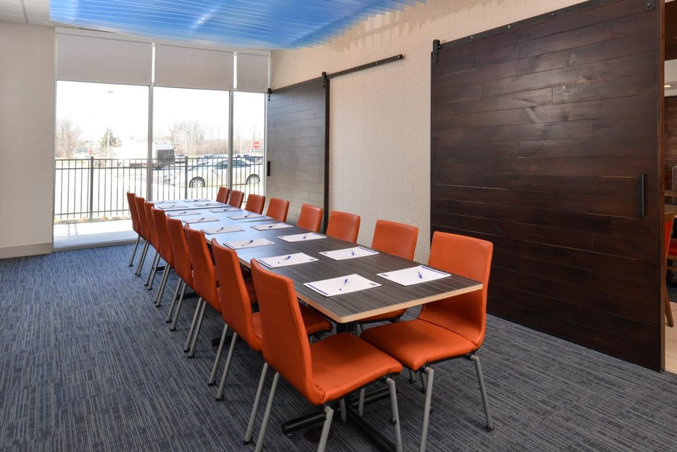 Meeting/conference room