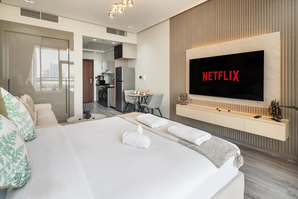 Trendy Studio Apartment in Binghatti Crystals Apartment in Dubai