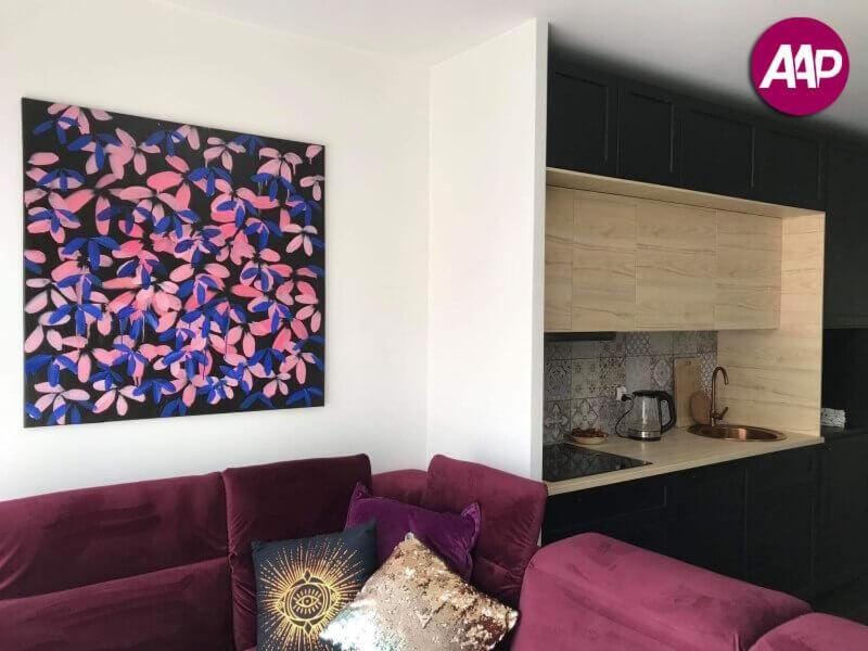 Kitchen or kitchenette, Living room, Seating area