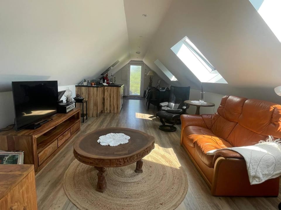 Le repaire des trois singes Bed and Breakfast in Jura