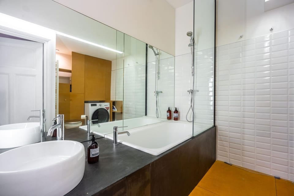 Bathroom, Bath
