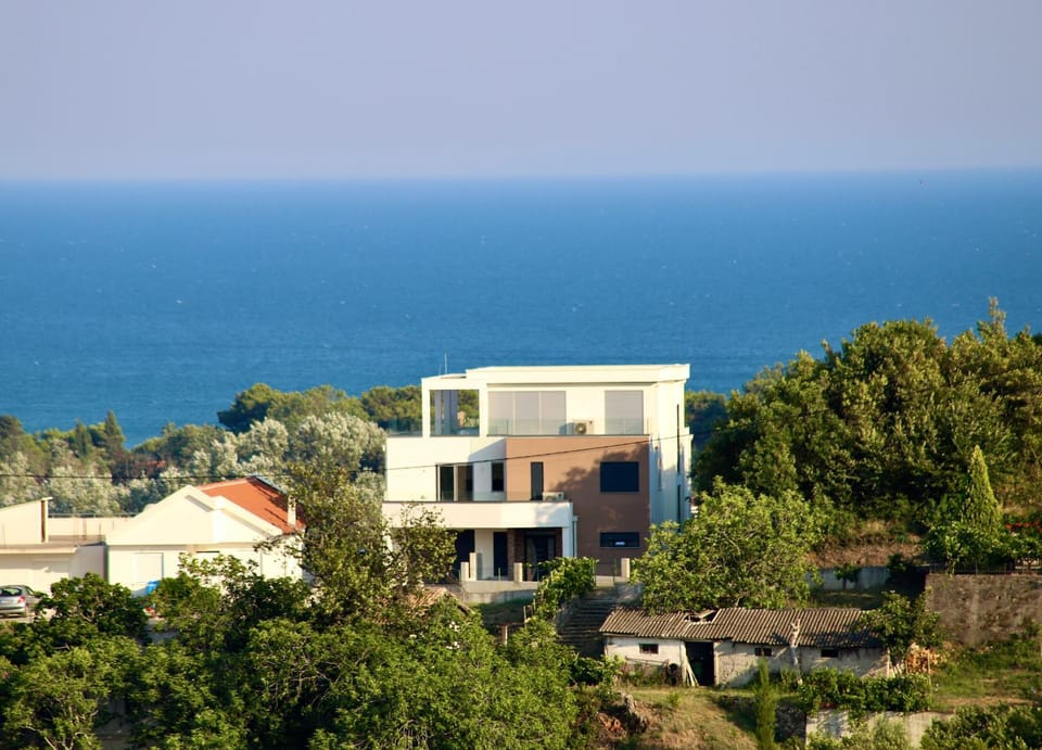 Property building, Day, Natural landscape, Sea view
