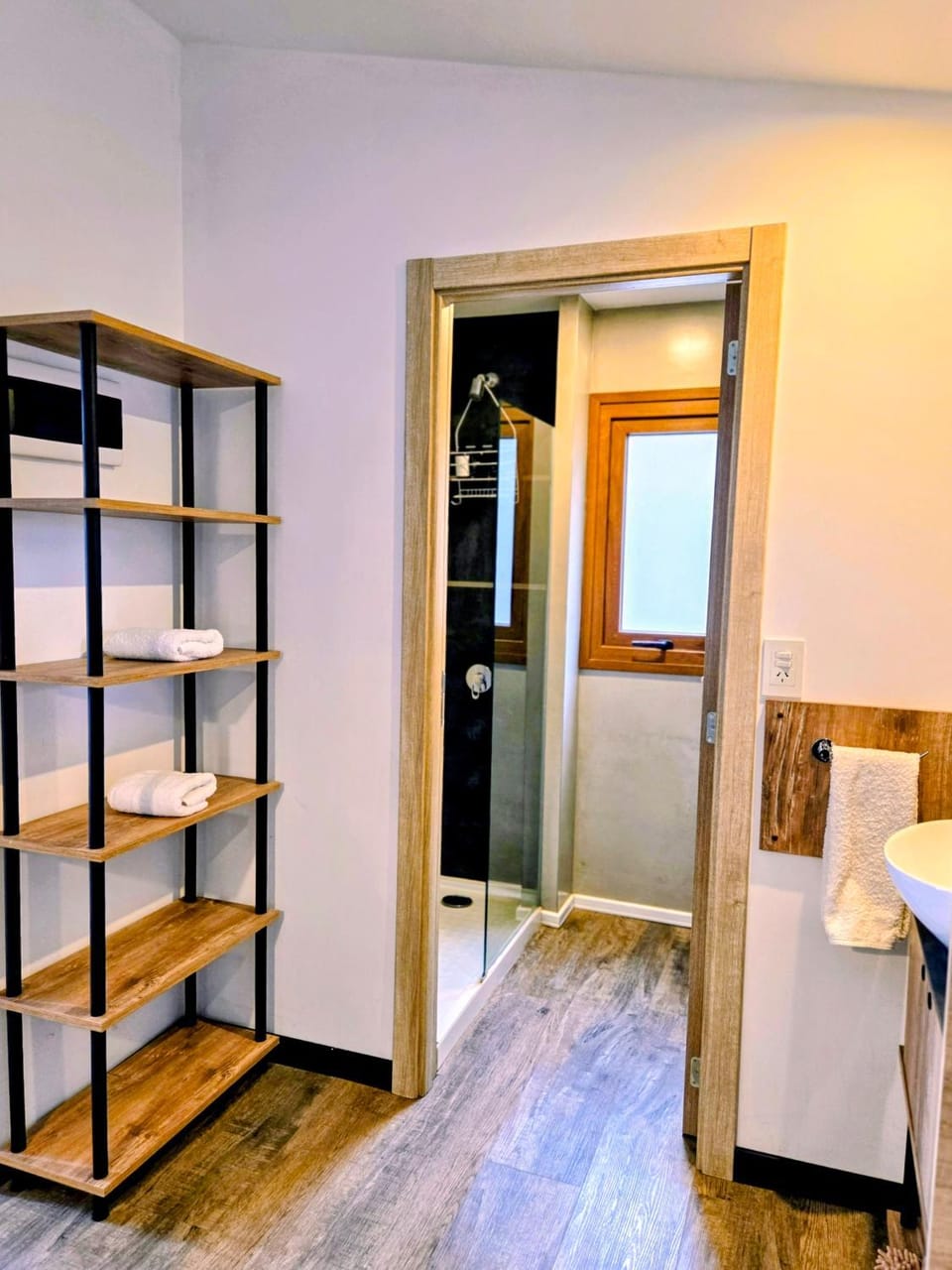 Bathroom, wardrobe