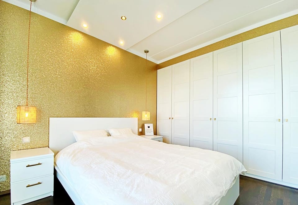 Bed, Photo of the whole room, Bedroom, wardrobe