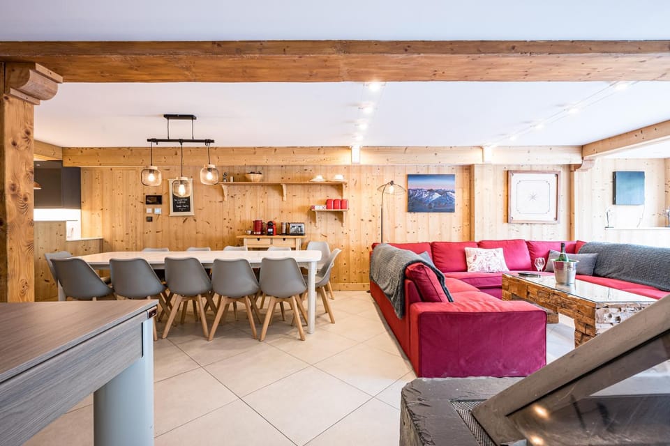 Property building, Living room