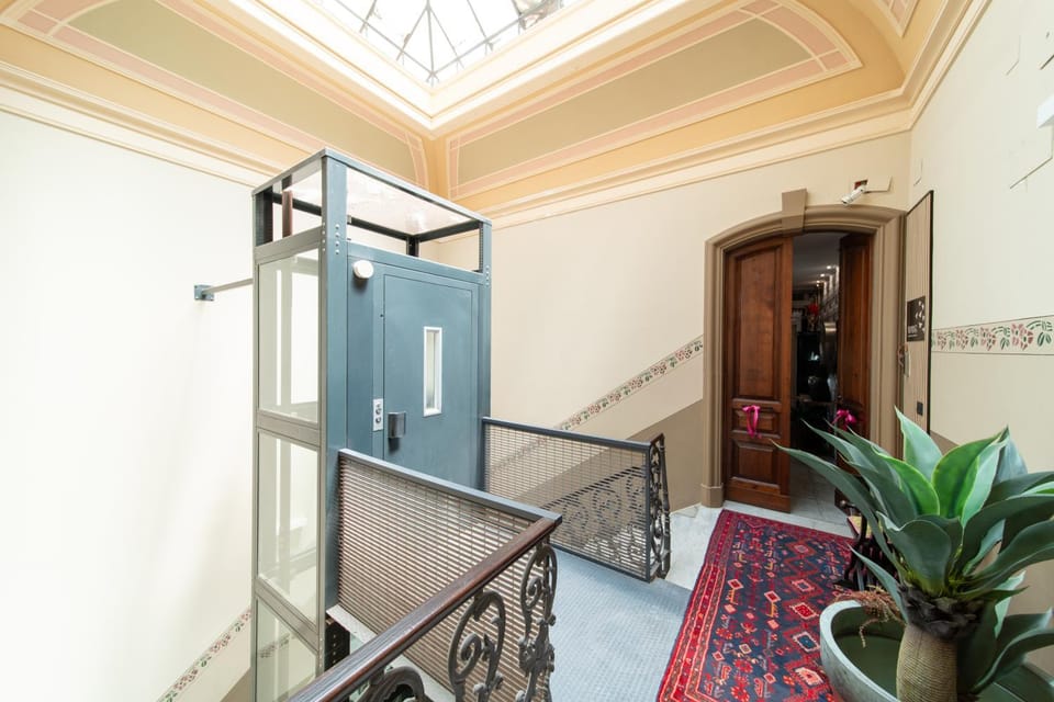 elevator
