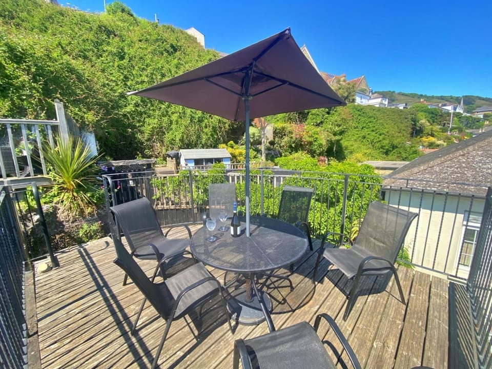 Patio, Natural landscape, Garden, Garden, View (from property/room), Balcony/Terrace, Balcony/Terrace, Dining area, Garden view
