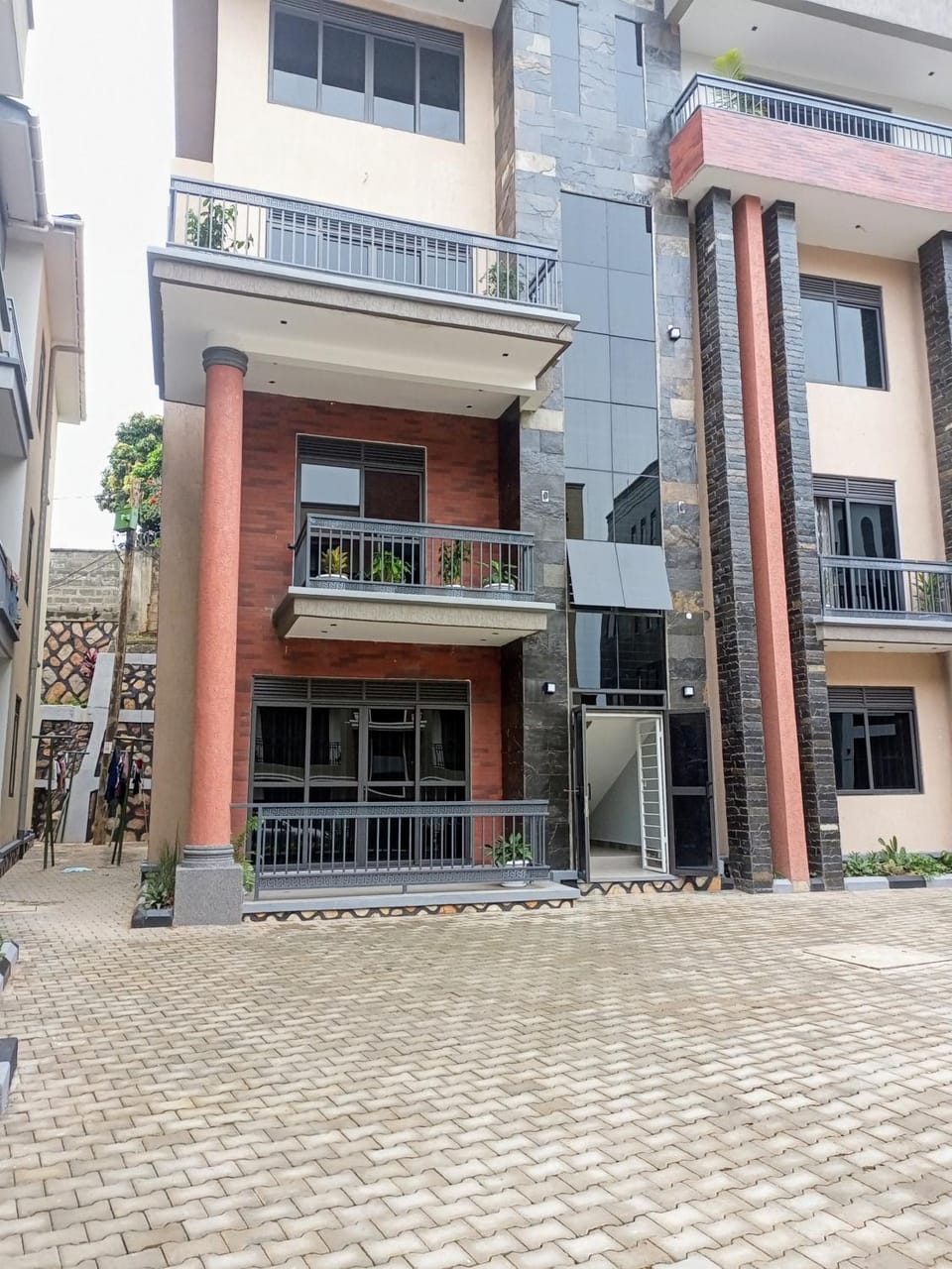 Property building, Balcony/Terrace