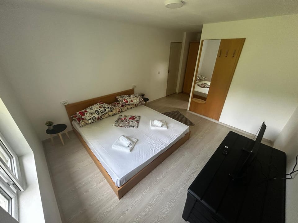 La Burlacu House in Serbia